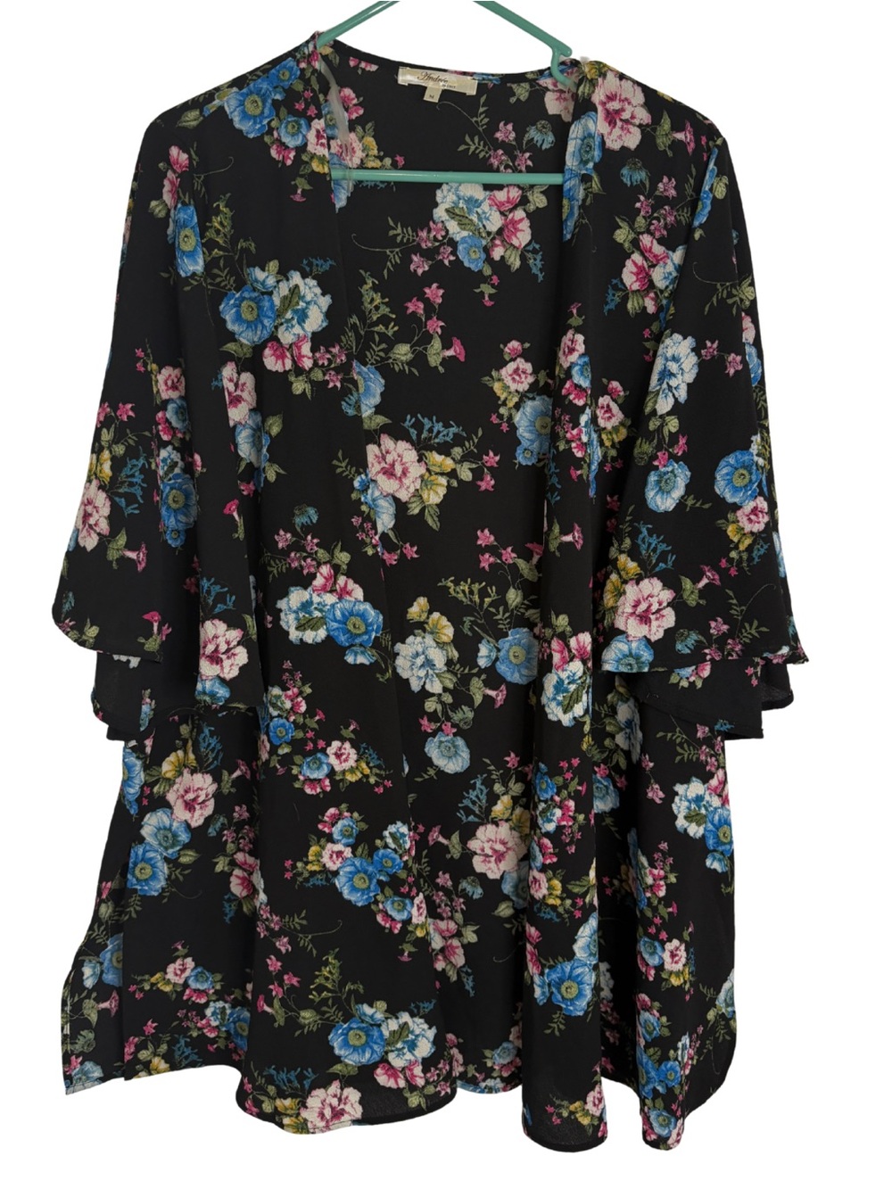 3/$20 ANDREE BY UNIT Black Floral Long Sleeve Kimono Size Medium